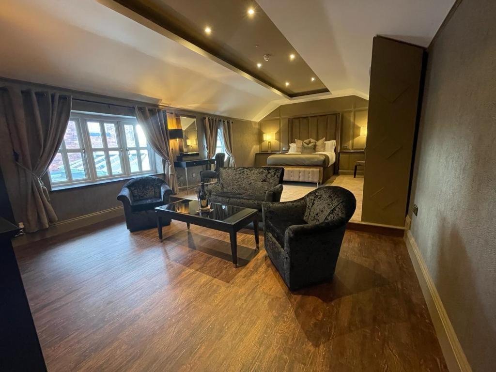The Eccleston Hotel; BW Signature Collection St Helens  エクステリア 写真